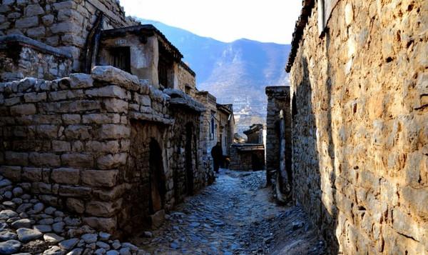 井陉大梁江村 网络驴友热捧的古镇