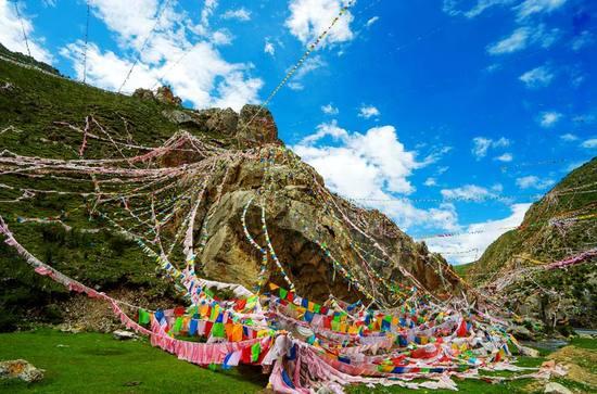 青藏高原腹地,青海玉树藏族自治州