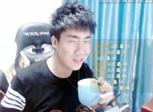 虎牙骚男为何这么爱玩亚索?听完回答观众竟很感动