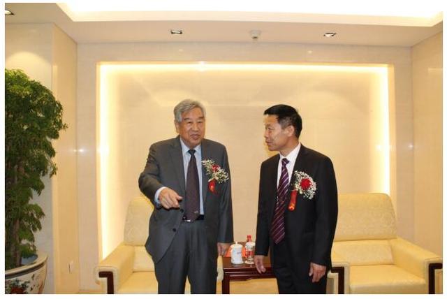 gdp增速_2018年区域gdp(3)