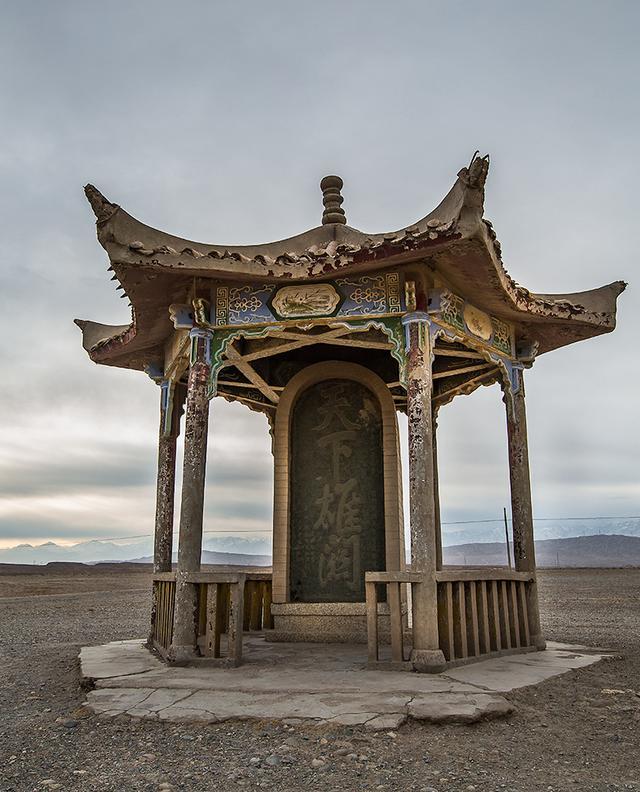嘉峪关 山海关 谁才是“天下第一关”