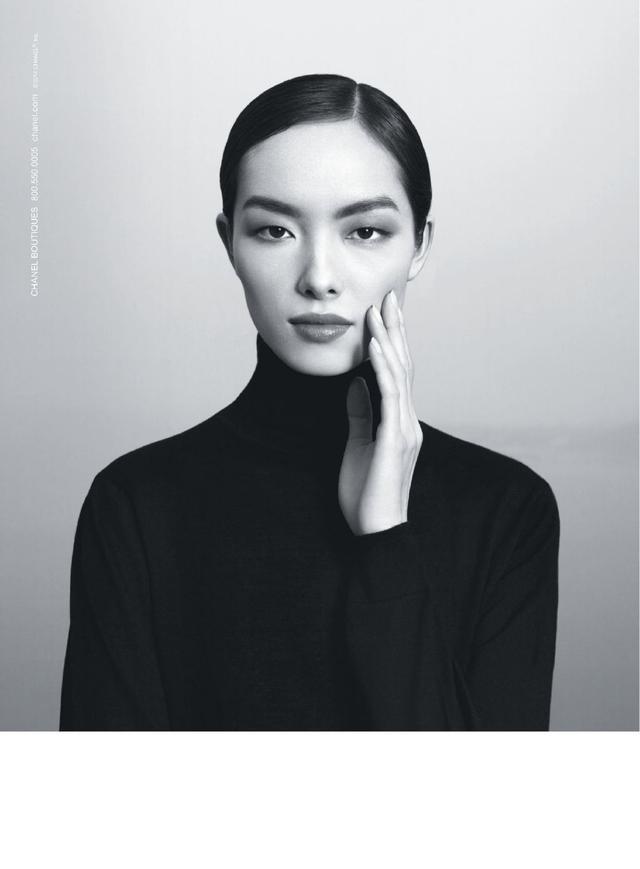 孙菲菲登美版Vogue封面 成为亚洲模特第一人