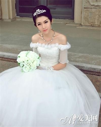 <em>完美新娘发型</em> 定格一生最美时刻_大辽网_腾讯