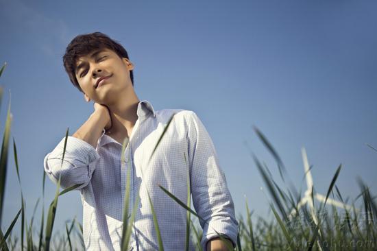 8月荧屏大战男神当道 郑恺吴秀波李易峰成赢家