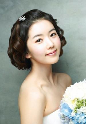 短发新娘发型 还你简约女神气质图片