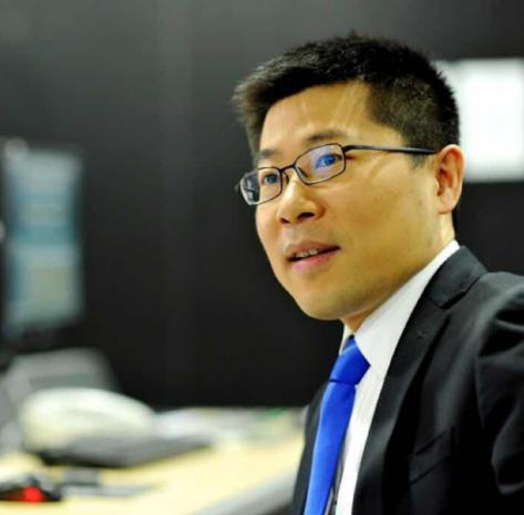 杨延超，知识产权法学者、律师，人工智能专家