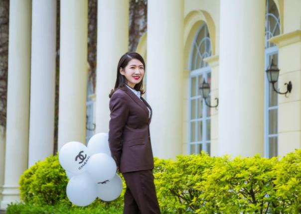 广州80后情感女主播,是如何做到年入百万的?