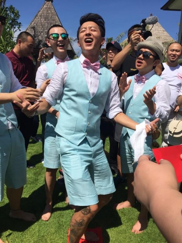 包贝尔巴厘岛大婚 明星大咖玩嗨了