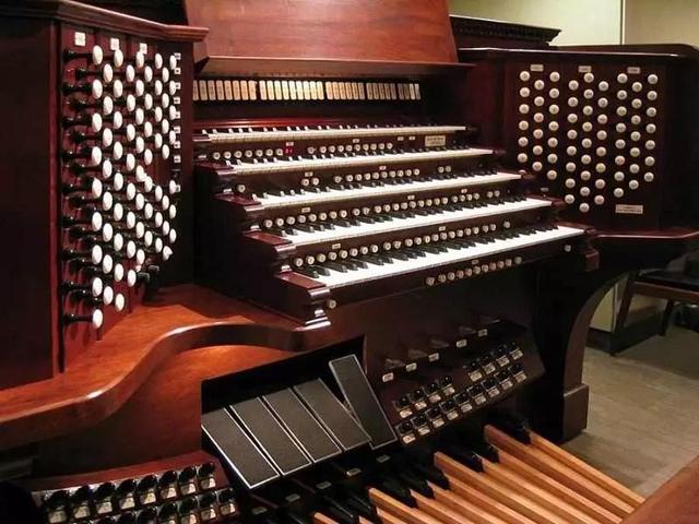 “乐器之王”管风琴昨晚令沈阳乐迷大饱耳福 BBC管弦乐团即将压轴国际交响音乐季