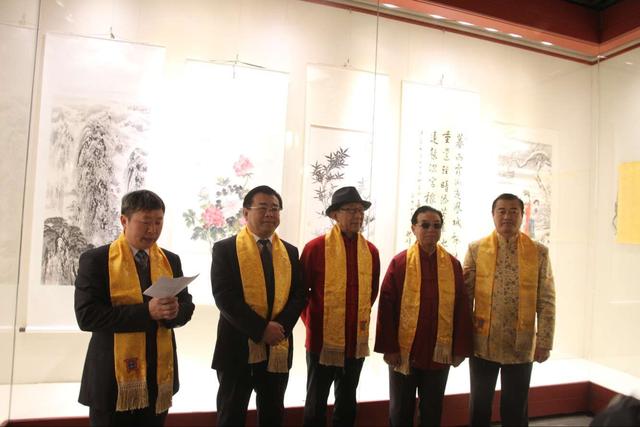 爱新觉罗皇室后裔书画展在沈阳故宫揭幕