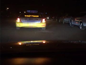 17岁小伙持刀抢沈阳的哥 被灭火器狂喷后拿下