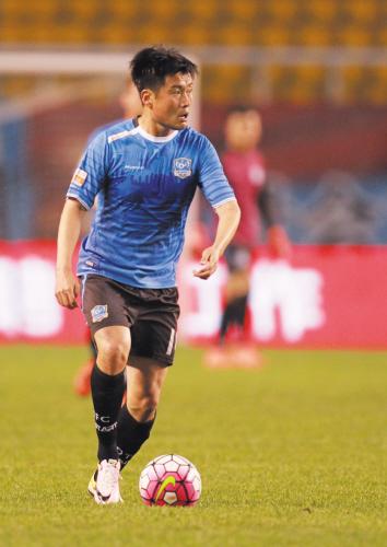 大连超越3:1战胜湖南湘涛 首尝主场胜利滋味_