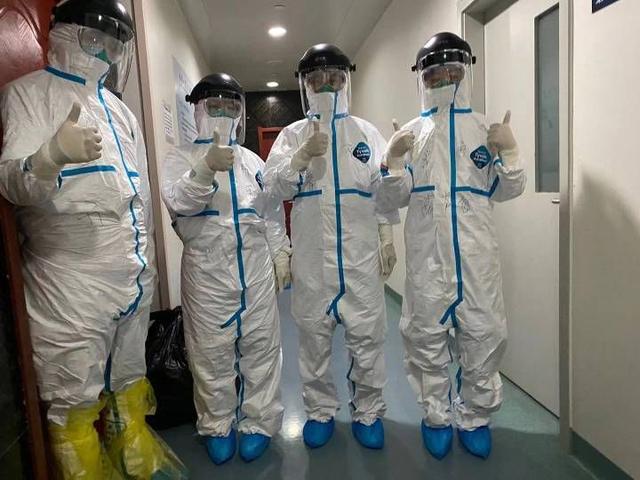 营口援鄂医疗队于2月5日凌晨到达武汉大学人民医院东院病区,正式开始接收病人