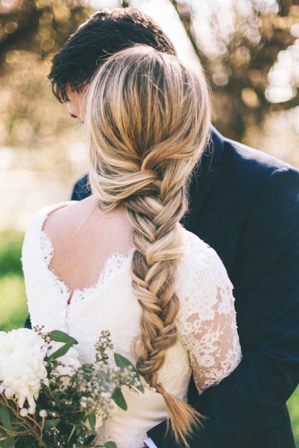 <em>迪士尼公主发型</em>让你变身童话新娘_盛装新娘_