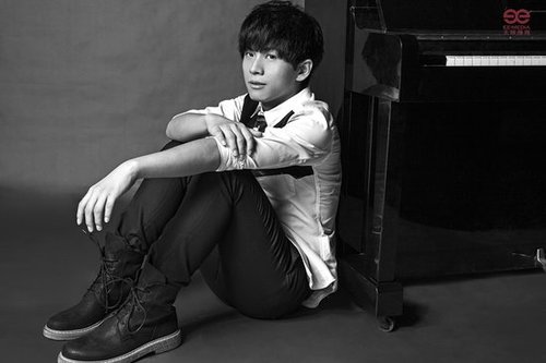  武艺 《 舍不得忘记 》首播成绩佳毕业季掀热潮_