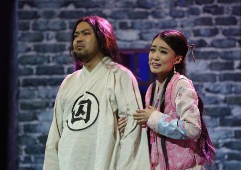 鞍山演员张小斐因喜剧人走红 与杨幂师出同门