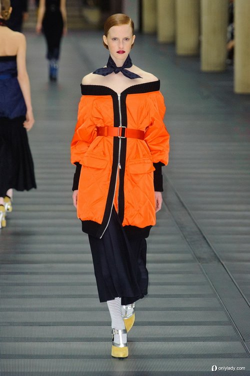 Dior叫板MIUMIU 2014度假系列也玩拉链