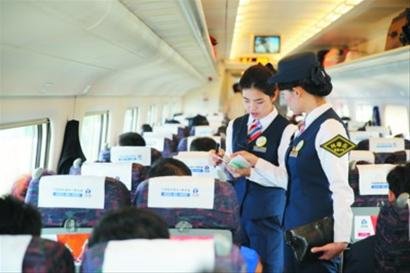 动车座位分布图_动车一等座位分布图_成渝动车座位 ...