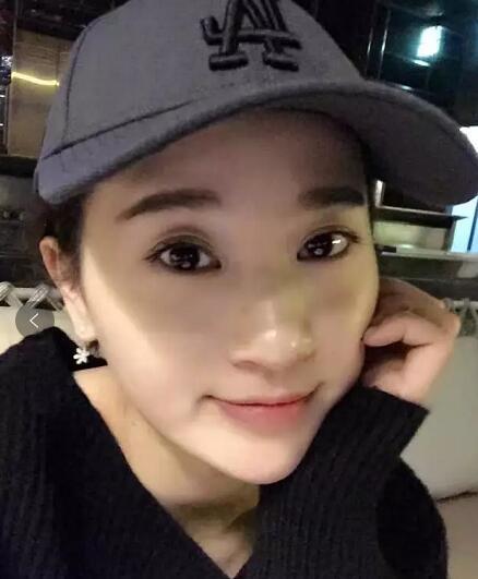 这个比抖音瘦脸贴还厉害的神器 3秒就击退了我