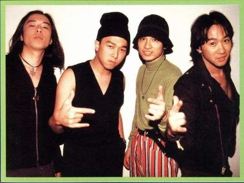 黄家强黄贯中酒吧打架 Beyond乐队翻脸内情