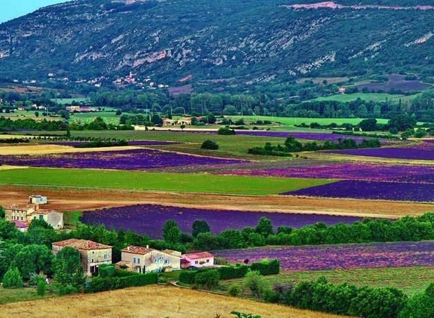 火热七月 国外旅游地推荐