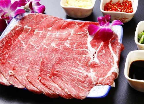 唇齿留香的霜降神户牛肉