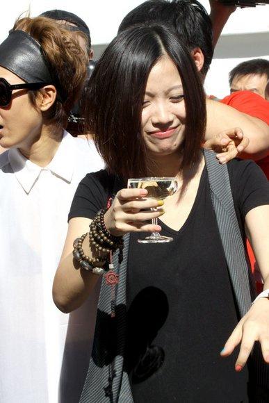 杨幂全智贤金宇彬吴莫愁 揭中韩明星收入差异