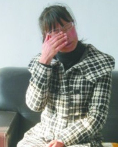 父亲猝死留50多万外债没打欠条 儿女替父还债