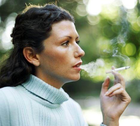 吸烟对女性8大危害 增加患癌几率、生畸形胎儿