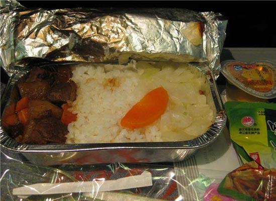 揭秘国内的飞机餐为什么这样难吃