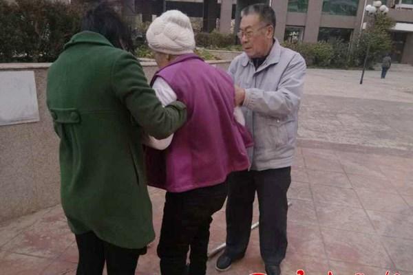 一些老人把小孩儿撒尿为什么要吹口哨儿,有什么作用吗