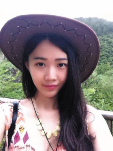 一个29岁女孩子,几年前的网络初恋和一个大龄男人有了
