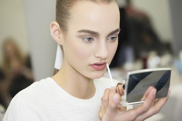 Dior迪奥2015春夏高级订制系列彩妆妆容