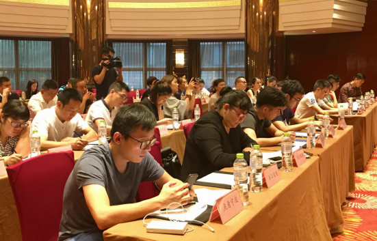 宁波图片国际美发美容首届节下月18日登场促什么脸适合中分时尚短发发型图片