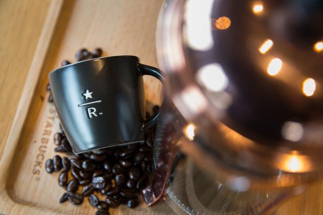 星巴克臻选入驻大连 诚意引领精品咖啡新潮流_大辽网_腾讯网