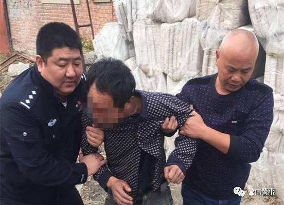 营口男子酒后驾驶电动车摔倒 面部着地当场出