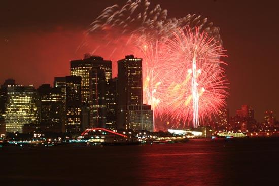 第39届梅西百货烟火节 庆祝美国独立日_大辽网_腾讯网