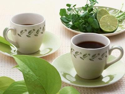 苦夏吃啥 凉茶竟是这几类人的催命符