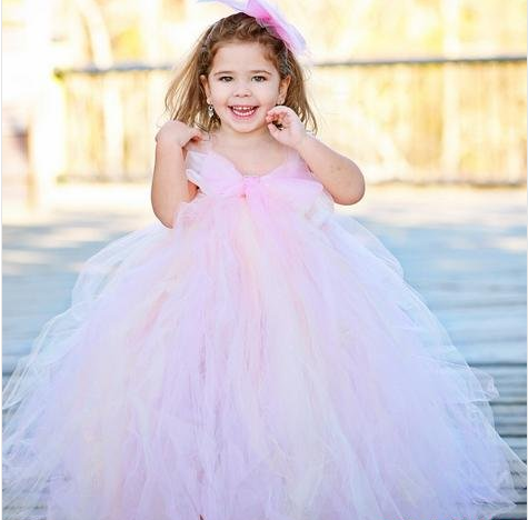 可爱蓬蓬裙花童礼服欣赏_大辽网_腾讯网