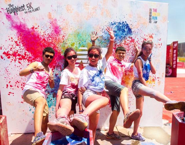 New Balance启动The Color Run彩色风暴席卷沈阳_大辽网_腾讯网