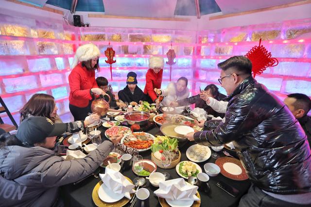 冰”呈心意,暖冬“香”聚 沈阳香格里拉大酒店推出冬季冰屋体验