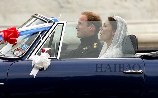 威廉王子与凯特王妃在婚礼上的甜蜜瞬间