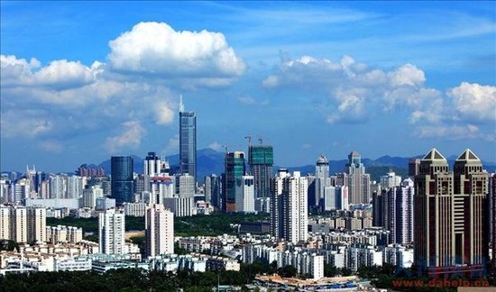 2016年上海住房公积金报告显示:提取增长近三
