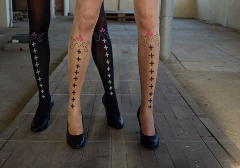 在丝袜上打鬼主意