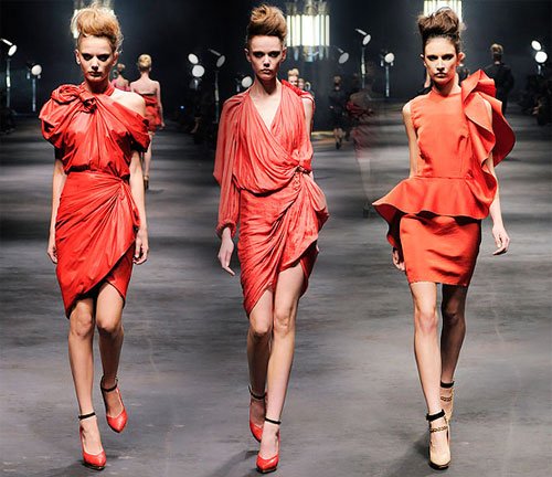 Lanvin Red Dress is a very