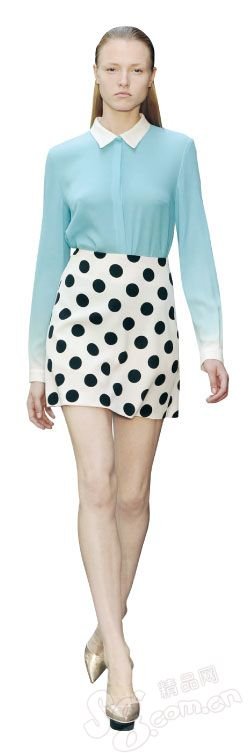Tender young female fashion Qi in power