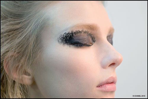Winter 2010 show supermodel Chanel makeup site