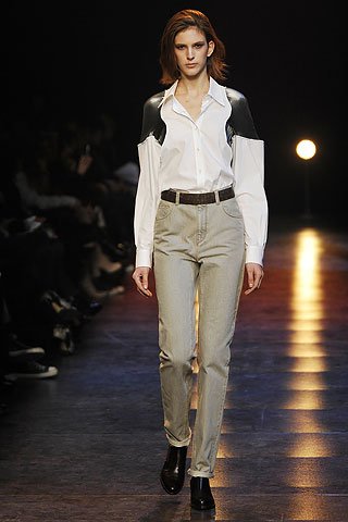 Neutral force fashionable girl new tricks