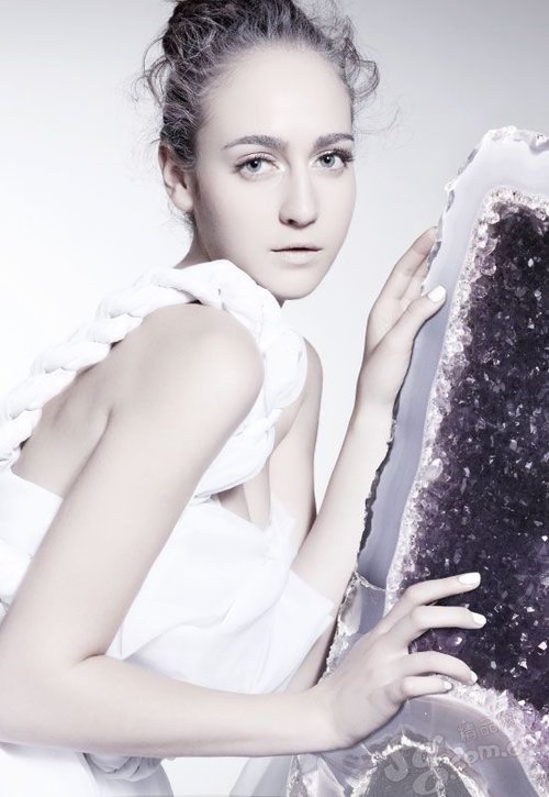 Encounter "ice "beauty