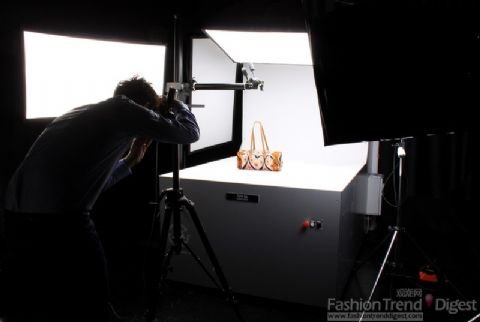 YOOX集团登陆中国